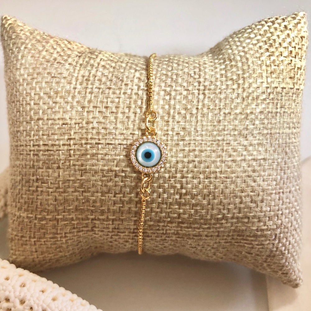 Gold plated adjustable charm bracelet 3 for $45 🌺